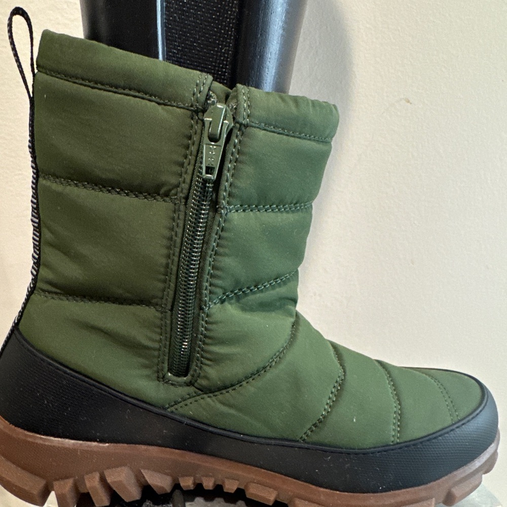 Bogs cedar Quilted Waterproof Green Boots Women’s size 8 new - Picture 5 of 10